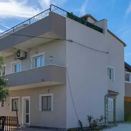 Appartement Adriano Luxury Kaštela